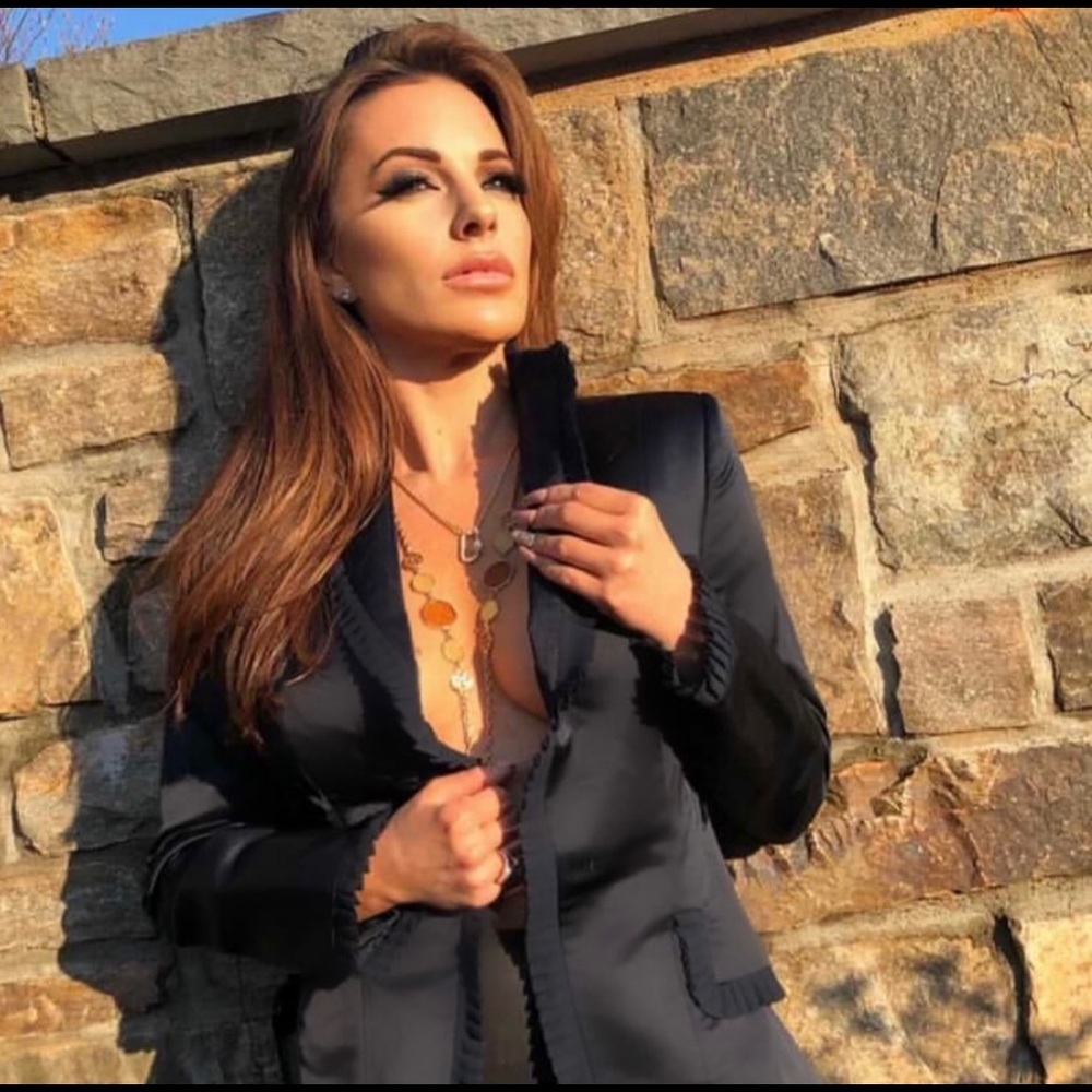 Women’s navy blue 100% silk  blazer